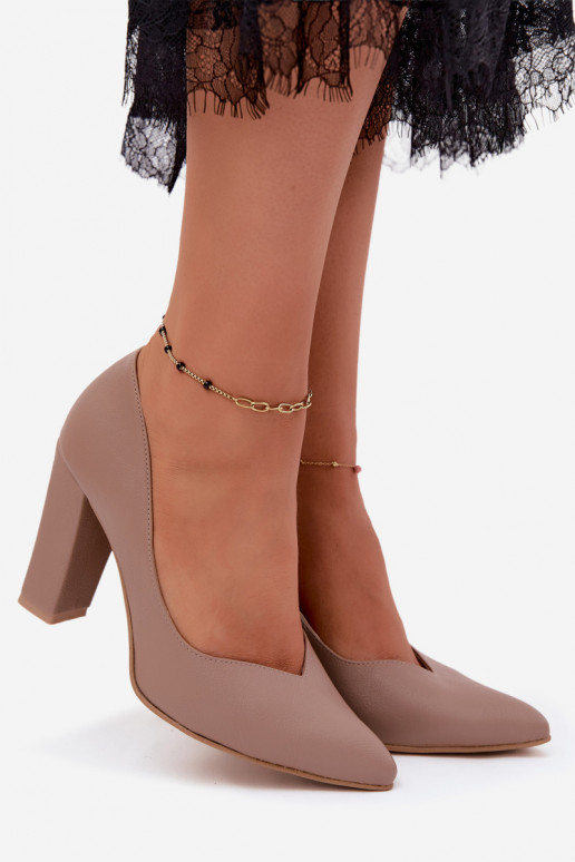 Tonkne Schuhe mit Riemen und spitzen Zehen Zazoo 853