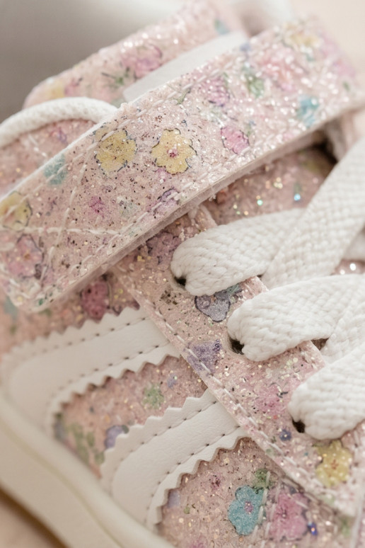 Glänzende Sportschuhe mit Blumen in Rosa Tessina