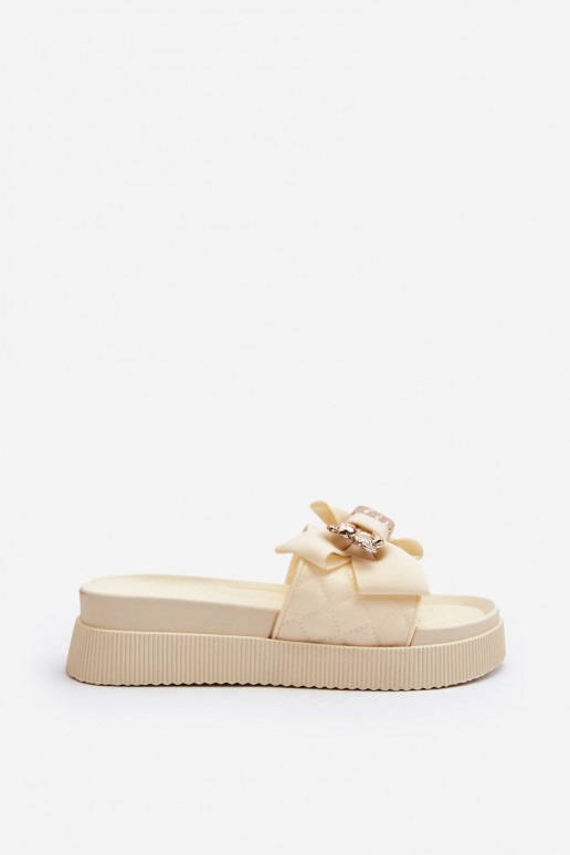 Beige Damenhausschuhe mit Schleifen und Teddybären Katterina