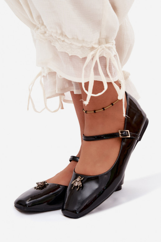 Schwarze lackierte Ballerinas mit Riemen und Schnalle aus Kunstleder Pinea