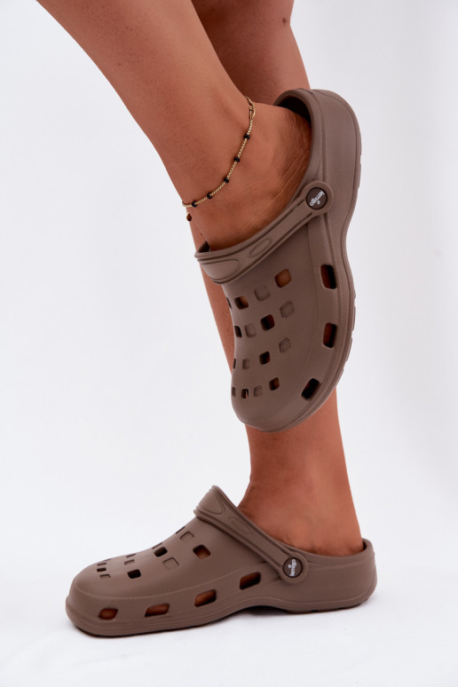Braune Damen leichte Clogs LEMIGO 806