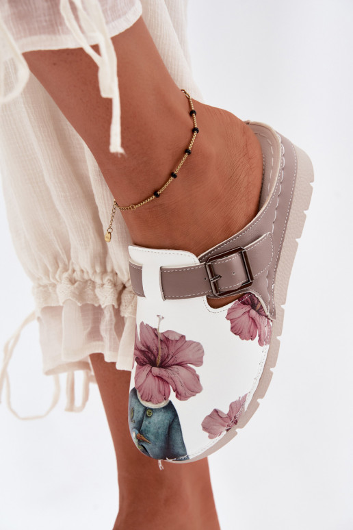 Damen Clogs mit Schnallen sandfarben