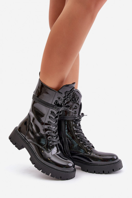 Schwarze Arbeitsstiefeletten mit Ornamenten und Lackeffekt Kelilea