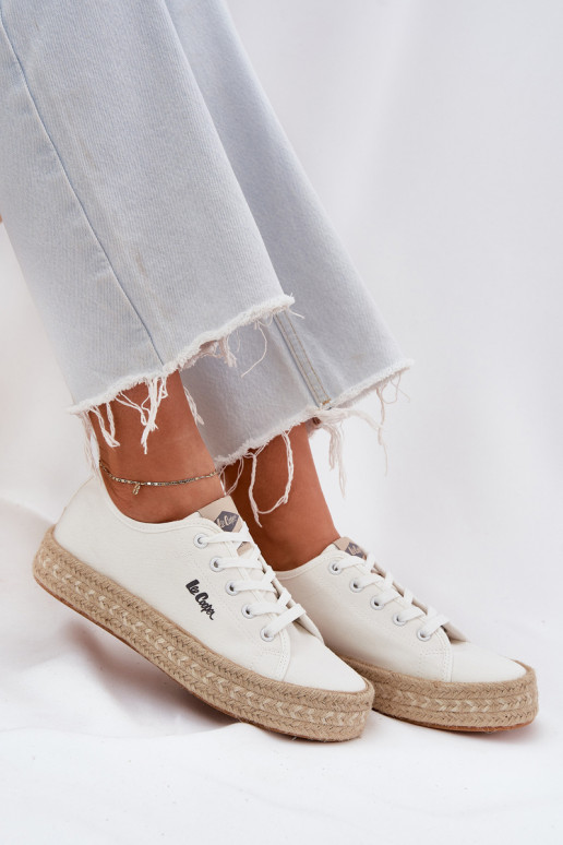 Freizeitschuhe Lee Cooper LCIN-25-44-3217 in Weiß