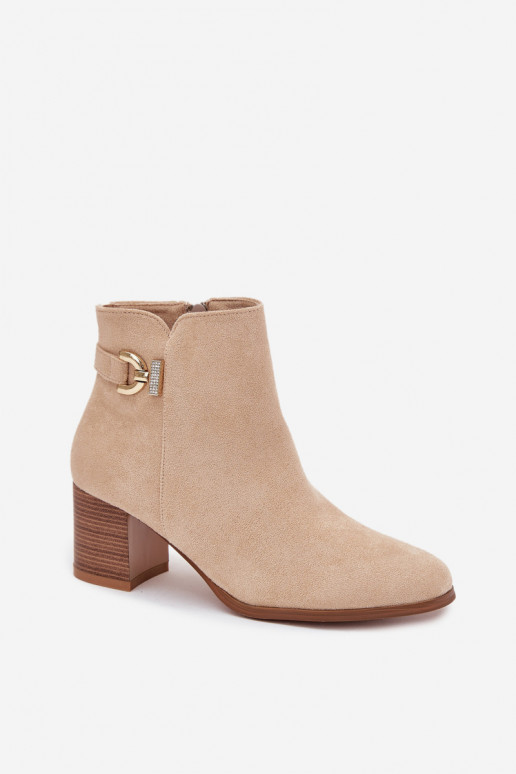 Wärmende Stiefeletten mit goldenen Details in Sandfarbe Renora
