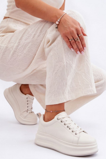Weiße Damen Sneaker mit Plateau GOE SS2N4021 2