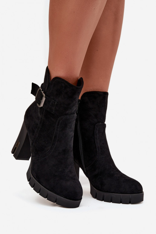 Wärmende Damen-Stiefeletten mit Schnallen in Schwarz Selisse