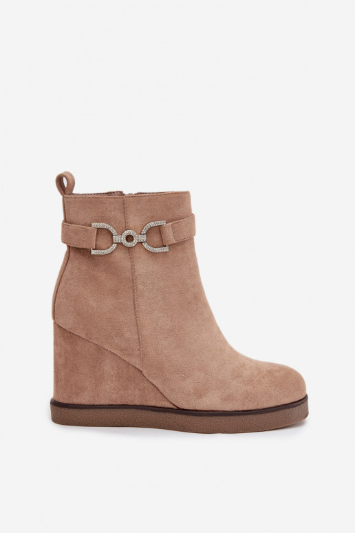 Damen-Stiefeletten auf Plateau mit dekorativen Details in sandfarbener Ausführung Turirivana