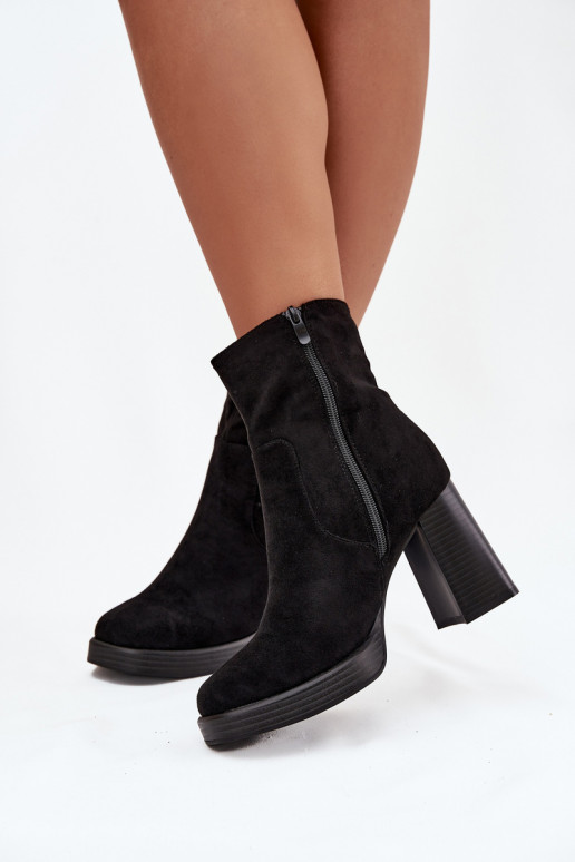 Damen-Stiefeletten in Schwarz Pavinne
