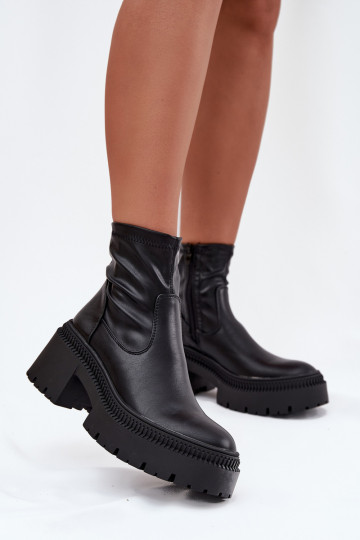 Damen Stiefeletten auf massiven Absätzen und Plattform aus schwarzem Kunstleder Elvianne 2