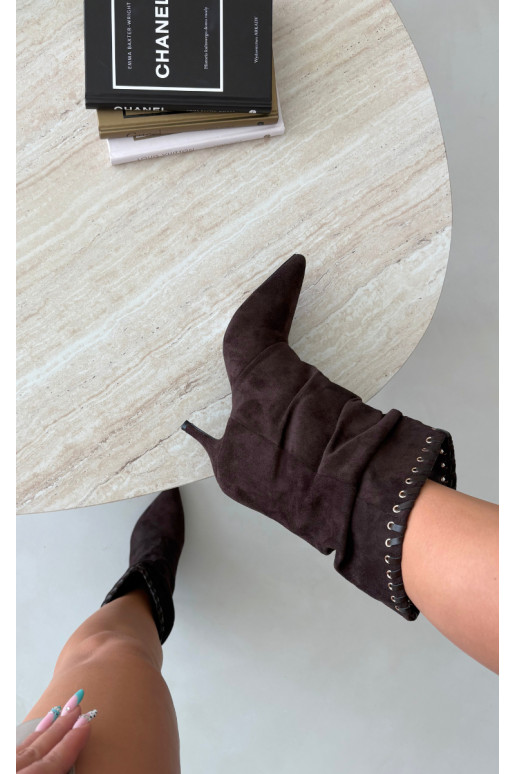 Falten ankle boots mit dünnen Absätzen in schokoladenfarbener Herella