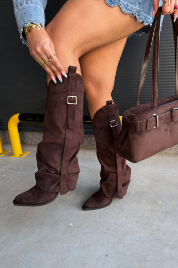 Damenstiefel mit Absätzen INyZuinięta CholeZuka Mit Rüschen I mit Schnallenmi CzekoladoZue Caster