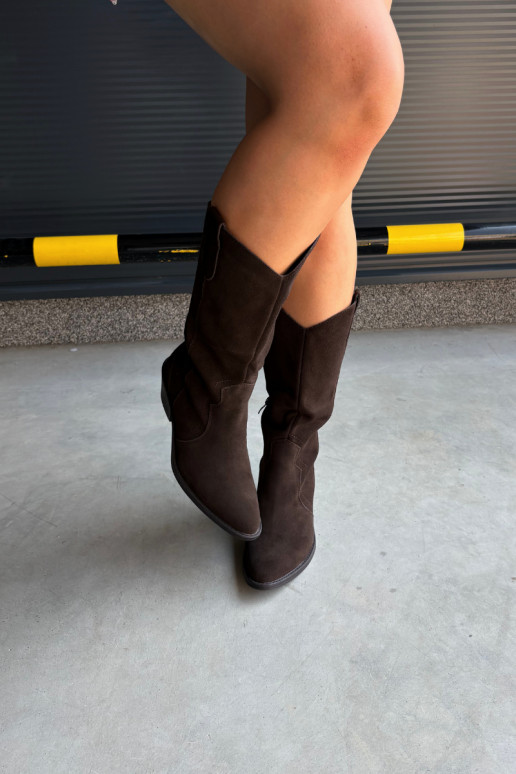 Kniehohe Cowboy-Stiefel aus natürlichem Wildleder mit Isolierung und Absatz in Schokoladenfarbe Radley