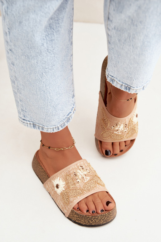 Sandfarbene Damen-Platform-Slipper mit Dekoration Ledina