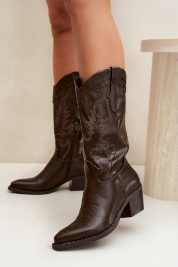 Knöchelhohe Cowboy-Stiefel mit Absätzen aus schokoladenfarbenem Kunstleder Jarissa