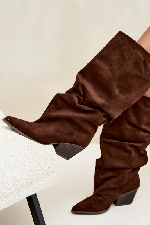 Damen kniehohe Stiefel mit gebogener Oberseite und Absätzen aus Wildleder, braun Durela