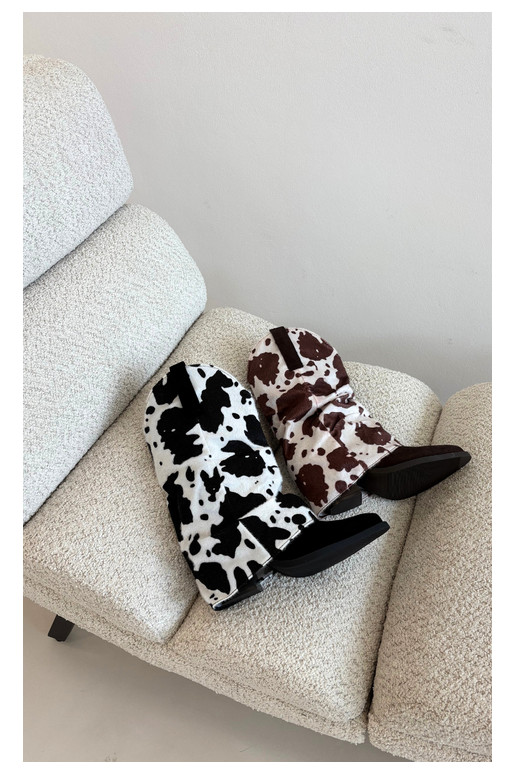 Cowboy-Stil ankle boots mit gebogenem Schaft und Absätzen in schwarzer Havie