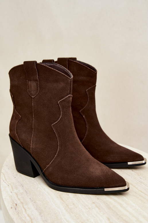Schokoladenfarbene Wildleder-Cowboystiefel mit Isolierung und Absätzen Pelsa