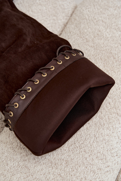 Stiefel bis zum Knie mit mittelhohem Absatz aus Kunstveloursleder mit dekorativen Schnürsenkeln in Schokoladenfarbe Juletta