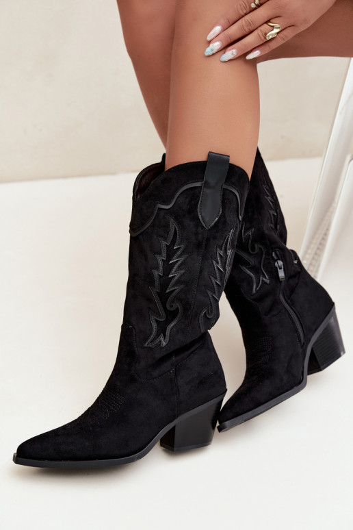 Knöchelhohe Cowboy-Stiefel in schwarz Betina
