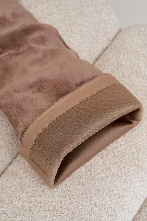 Slip-On Damenkniehohe Stiefel mit dünnen Absätzen in khakifarbener Corly