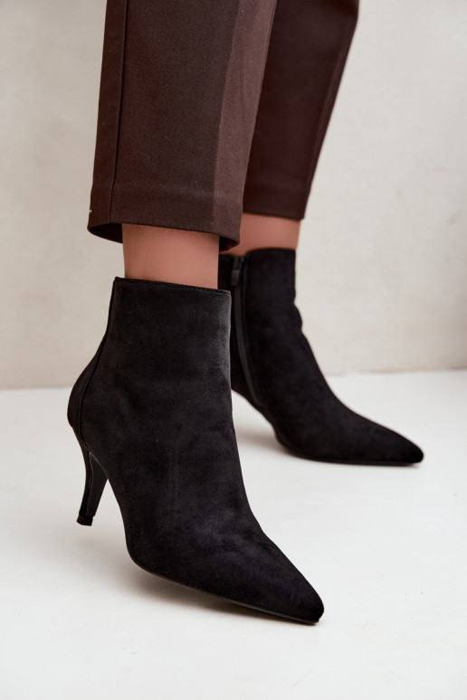 Schwarze Kunstveloursleder Stiefeletten mit spitzen Absätzen Niretta