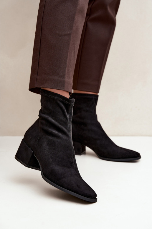 Damen Stiefeletten mit Absatz Typ Klocek in schwarzer Farbe Rosley