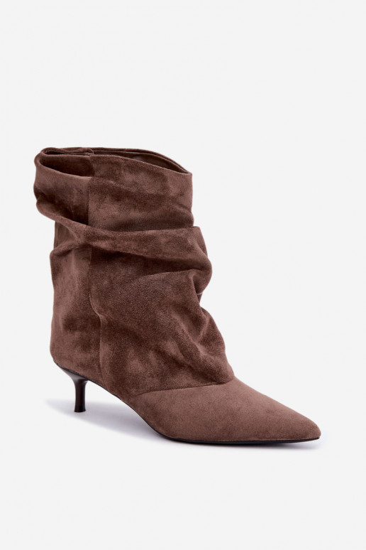 slouchy Stiefeletten mit Absatz in Khaki Farren