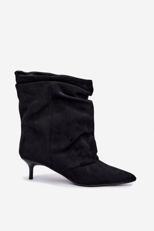 slouchy Stiefeletten mit Absatz in schwarzer Farbe Farren