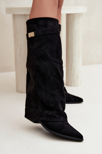 damen kniehohe Stiefel mit genähtem Schaft auf niedrigem Absatz aus Kunstveloursleder in Schwarz Gisellea 2