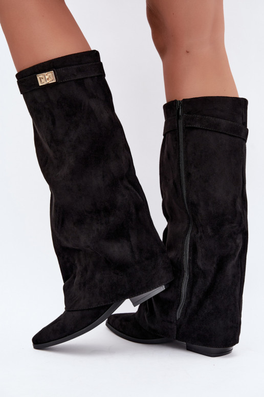 damen kniehohe Stiefel mit genähtem Schaft auf niedrigem Absatz aus Kunstveloursleder in Schwarz Gisellea