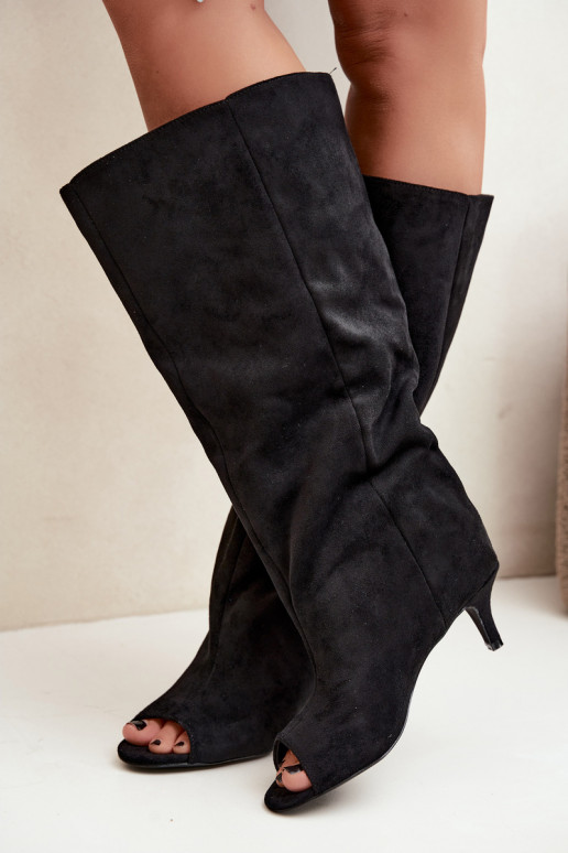 kniehohe Stiefel mit hohem Schaft und offenen Zehen in Schwarz Henya