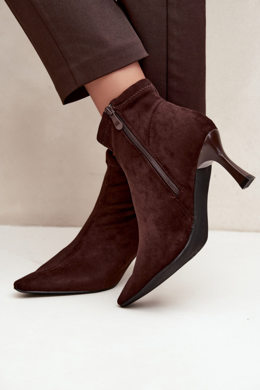 Damen Stiefeletten auf schmalem Absatz mit Nähten in Schokoladenfarbe Clancy