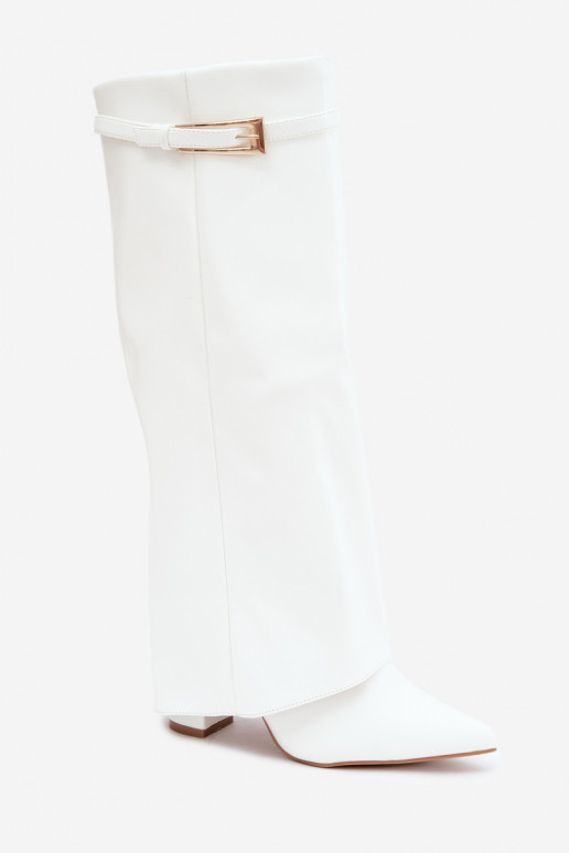Lange Stiefel mit Absätzen und genähtem Schaft mit Schnallen in weißer Farbe Amrie