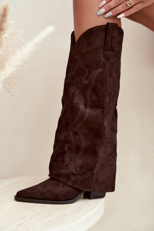 Lange Cowboy-Stiefel mit Absätzen und genähtem Schaft in Schokoladenfarbe Irella