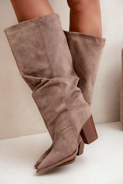 Chaki farbene Stiefeletten mit Absatz und Rüschen Jensy
