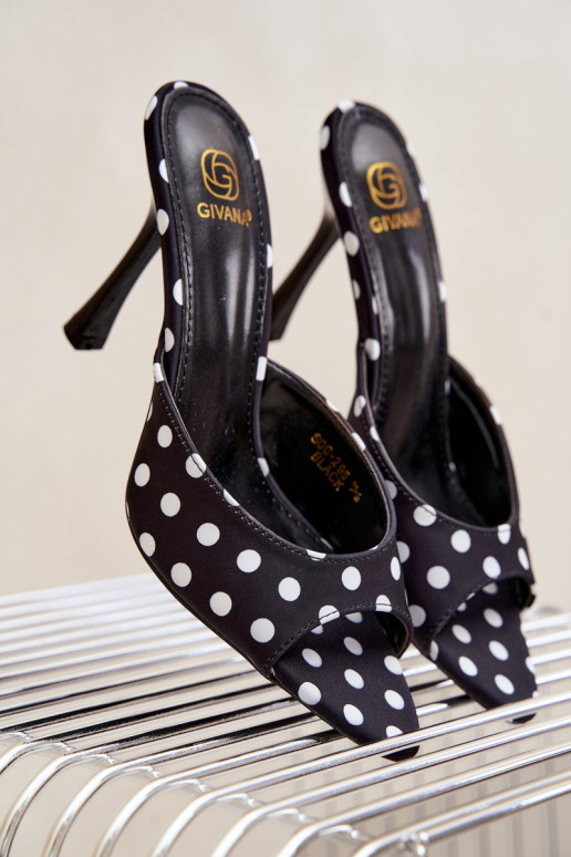 Schwarze Sandalen mit dünnen Absätzen und Punkten Pevra