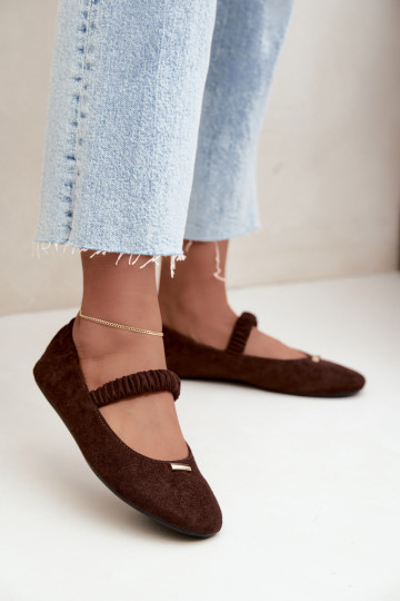 Schokoladenfarbene Sandalen mit dekorativen Details Brinelle 2
