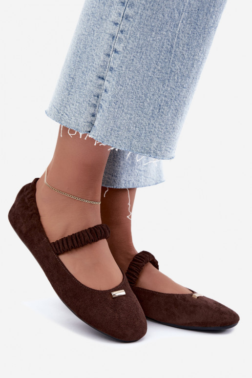 Schokoladenfarbene Sandalen mit dekorativen Details Brinelle