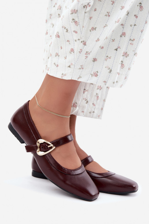Ballerinas mit Schnallen und Herzen in Bordeaux Relsa