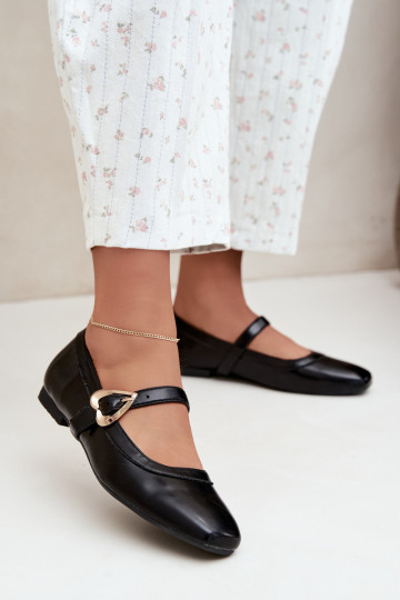 Ballerinas mit Schnallen und Herzen in Schwarz Relsa 2