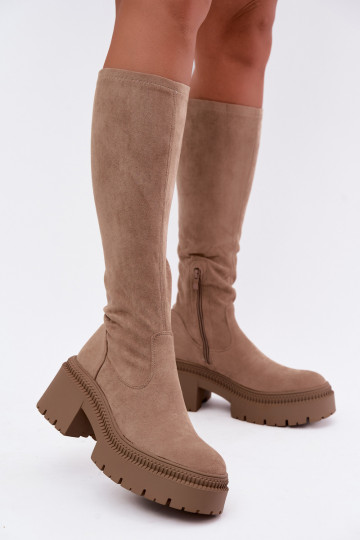 Damen kniehohe Stiefel mit Plateau in sandfarbener Ausführung Florinne