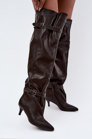 Schlüpfschäfte mit Absatz und Schnallen in brauner Farbe Jassy 2