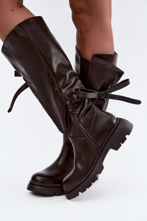 Damen kniehohe Stiefel mit breiten Absätzen und Schleifen in brauner Farbe Amely