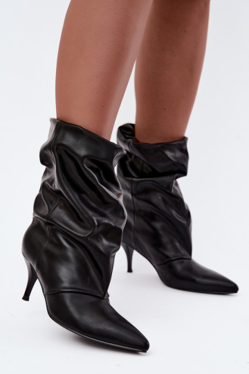 Schlüpfschuh Damen slouchy Stiefeletten mit schmalen Absätzen in schwarzer Farbe Harissa