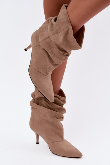 Schlüpfschuh Damen slouchy Stiefeletten mit schmalen Absätzen in Sandfarbe Harissa 2