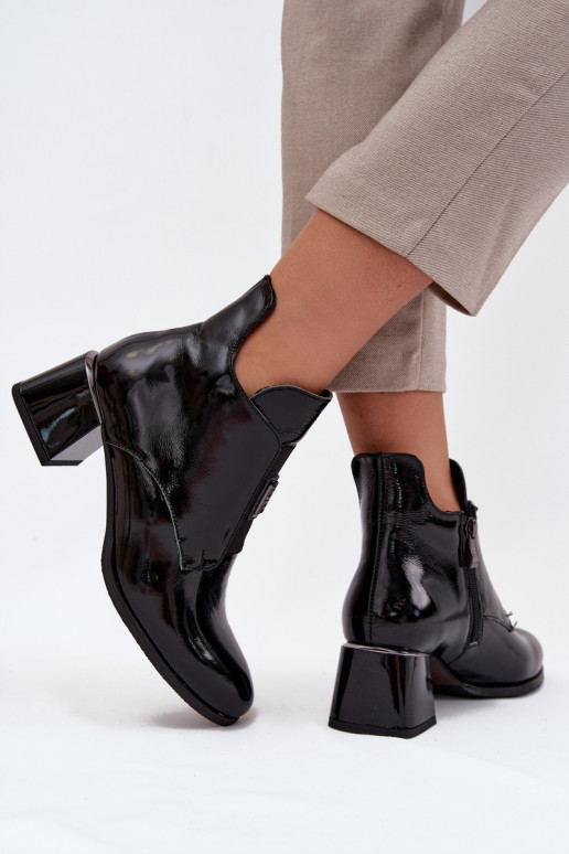 Leder lackierte isolierte Stiefeletten mit aufwendigen Details Zazoo 60560 schwarz