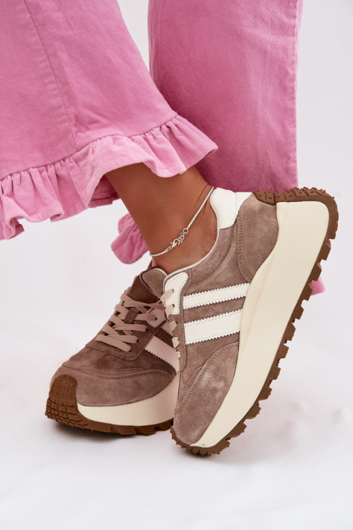 Sandfarbene Sneakers aus Kunstveloursleder mit Plattform D&A GR61-5986