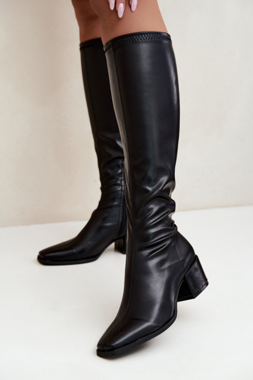 Damen kniehohe Stiefel mit Schnürschaft auf niedrigem Absatz aus Kunstveloursleder karamellfarben Gisellea