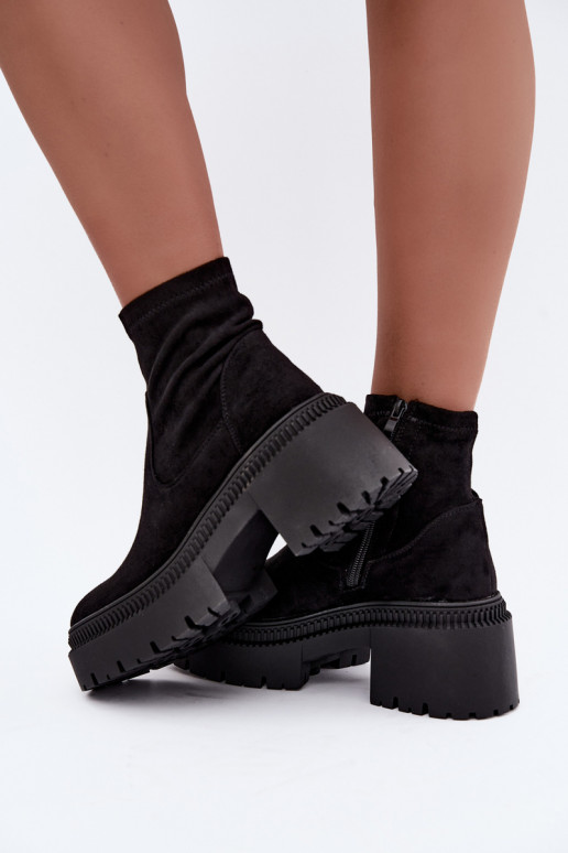 Damen Stiefeletten mit klobigem Absatz und Plattform aus Kunstveloursleder schwarz Elvianne